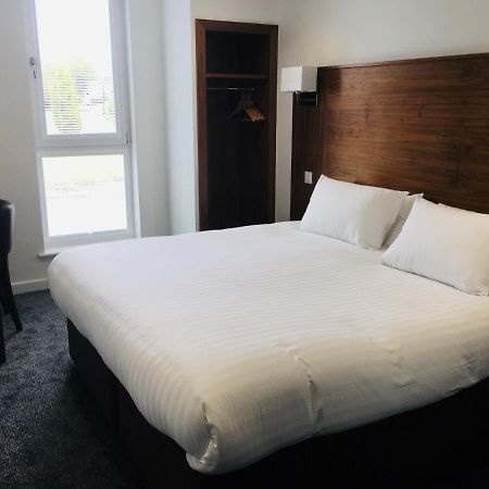 Cairn Hotel Bathgate Kültér fotó