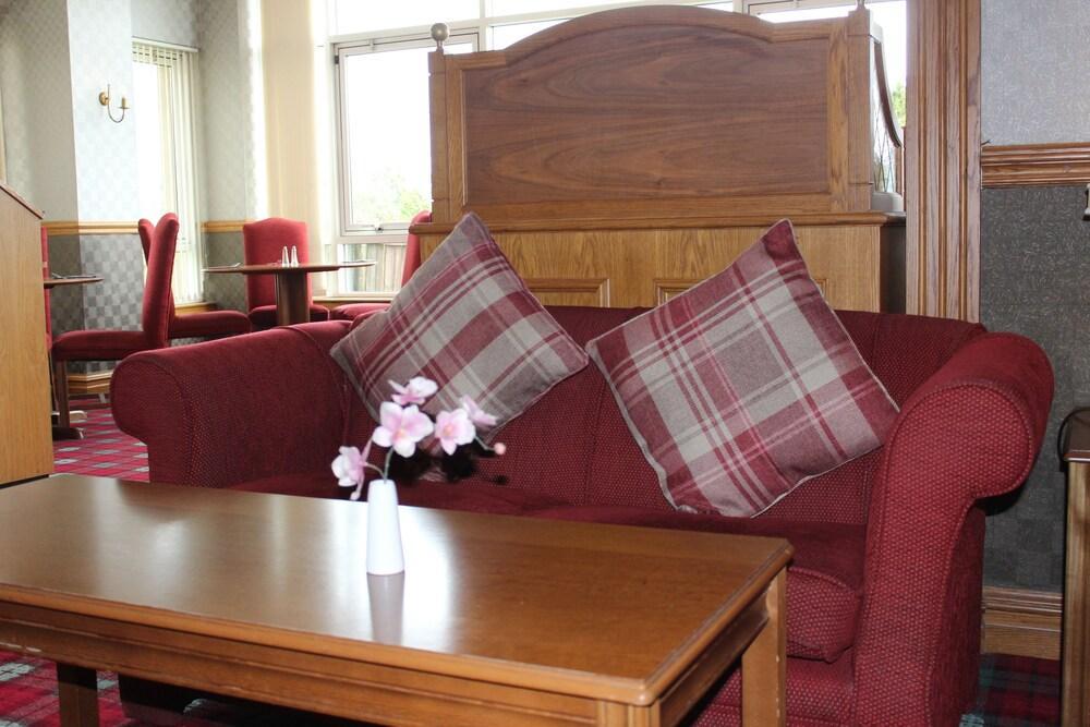 Cairn Hotel Bathgate Kültér fotó