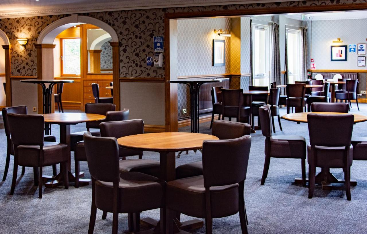 Cairn Hotel Bathgate Kültér fotó