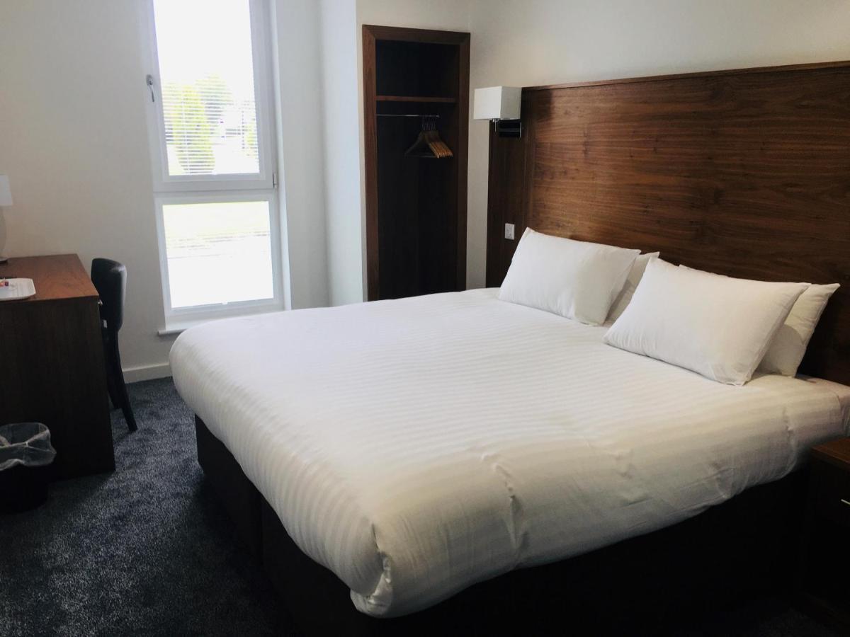Cairn Hotel Bathgate Kültér fotó