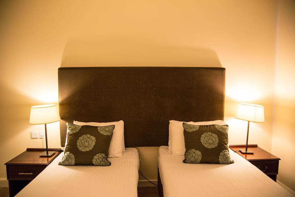 Cairn Hotel Bathgate Kültér fotó