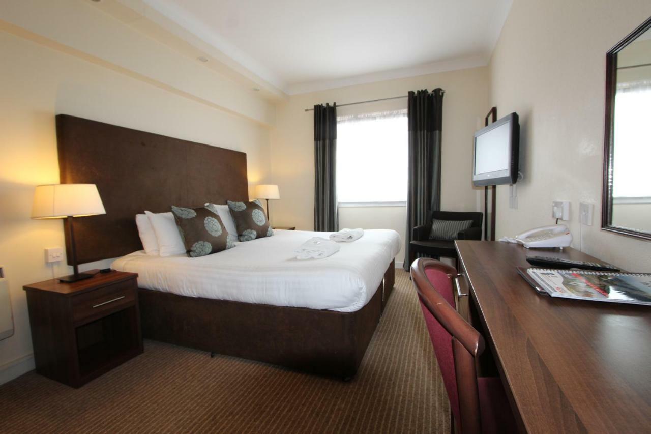 Cairn Hotel Bathgate Kültér fotó