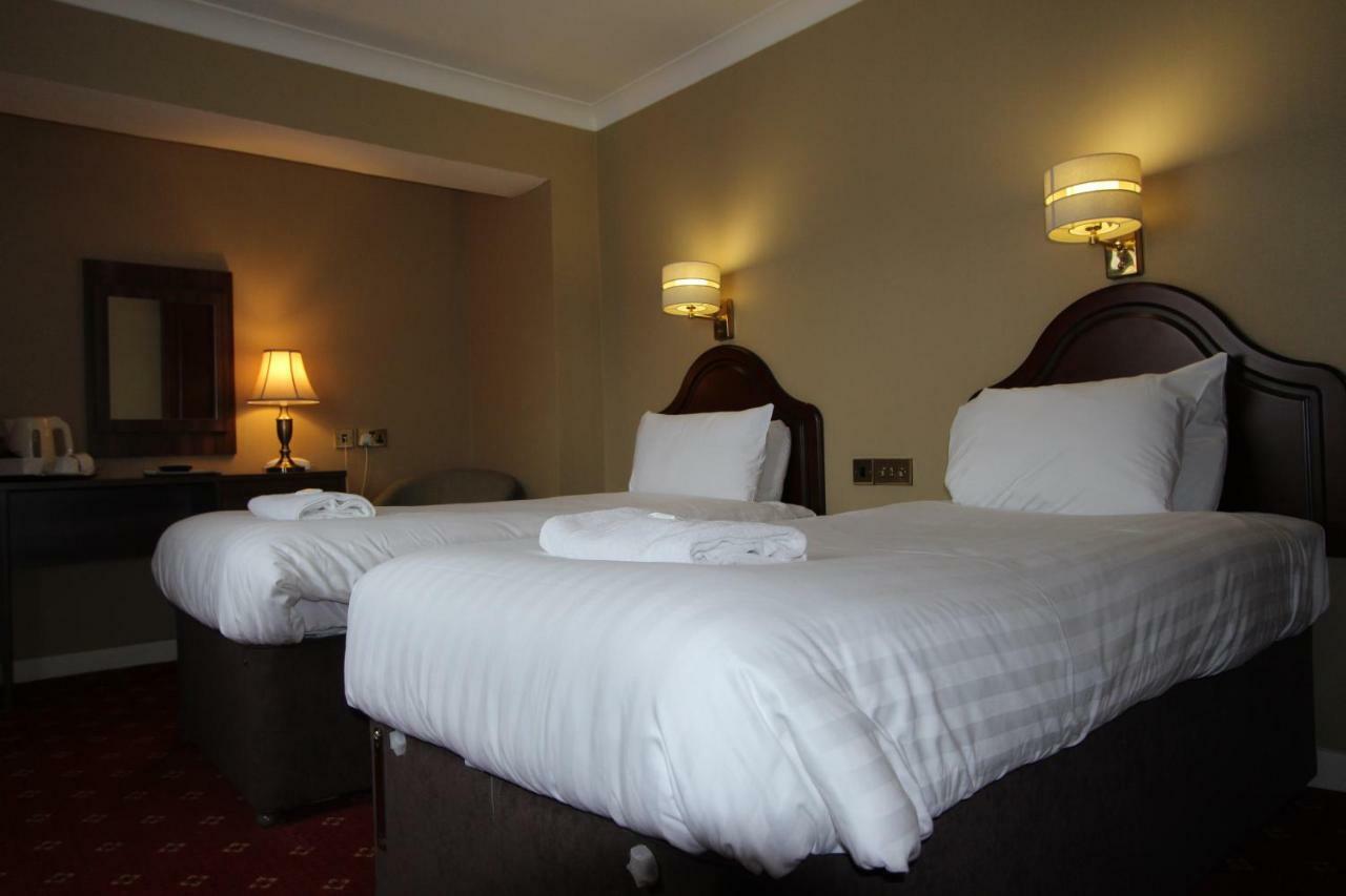 Cairn Hotel Bathgate Kültér fotó